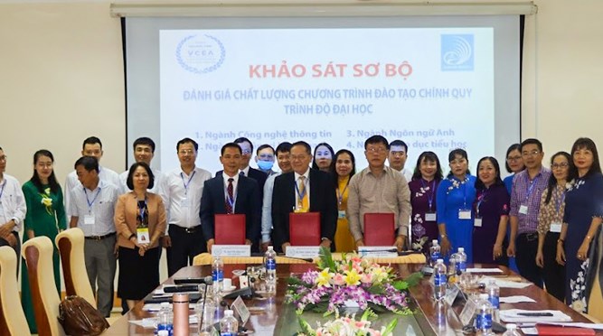  Khảo sát sơ bộ đánh giá chất lượng 04 chương trình đào tạo của Trường đại học Quảng Bình